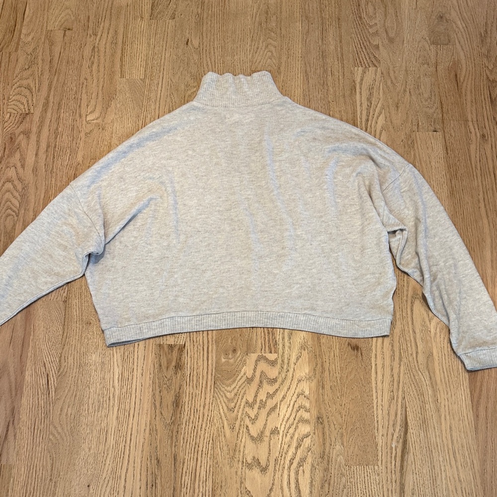 Lucky Brand Light Gray Ribbed Turtleneck Sweatshirt